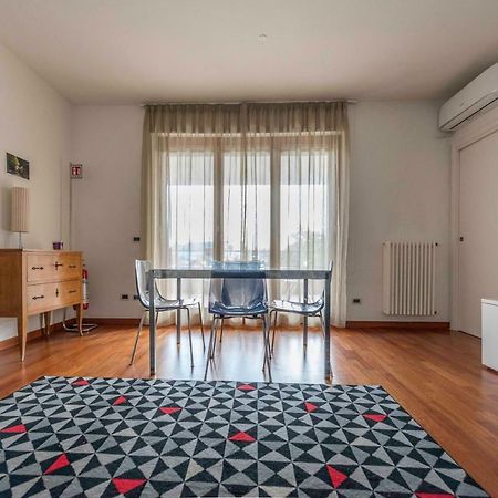 B&B Pierpy Appartamento Pescara Mare 外观 照片